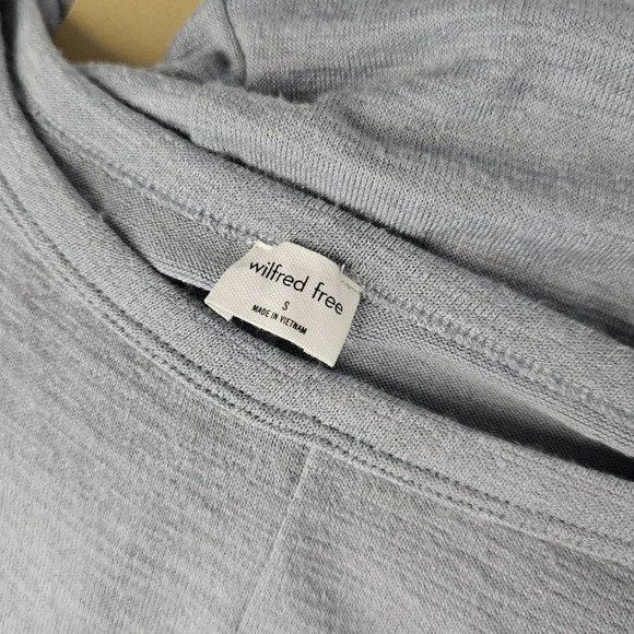 Aritzia Wilfred Free Comet Long Sleeve Size Small Marble Grey Sweatshirt Tee - Picture 4 of 5